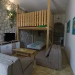 Tommi Apartment