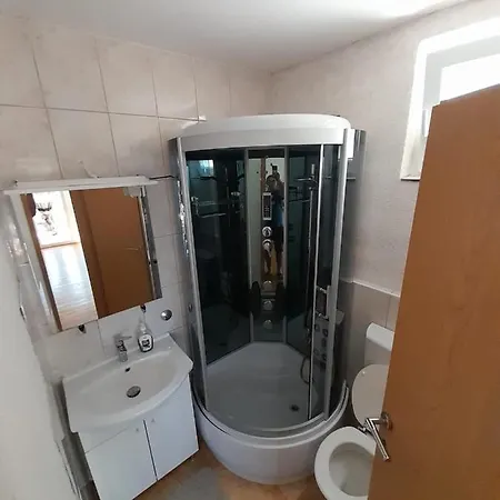 Tommi Apartmán Dramalj