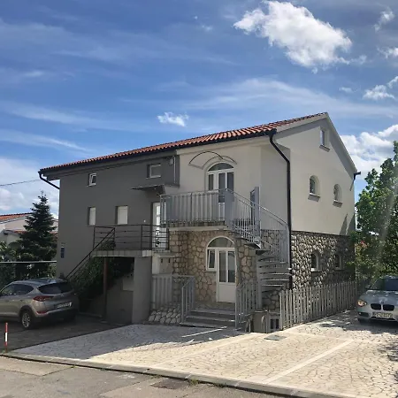 Tommi Апартаменты *