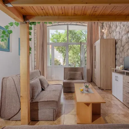 Tommi Apartmán Dramalj
